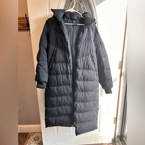Nike Men's Long Black Puffer Jacket